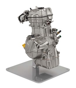 2015-ProStar-ETX-Engine_Full