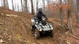 2015_can-am_outlander_l_500_test_downhill_turn_1