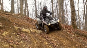 2015_4x4_value_shootout_can-am_downhill_turn_1