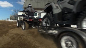 2015_4x4_value_shootout_polaris_towing_can-am_4