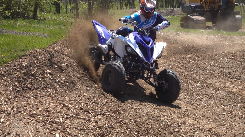 2016_raptor_700r_test_action_019