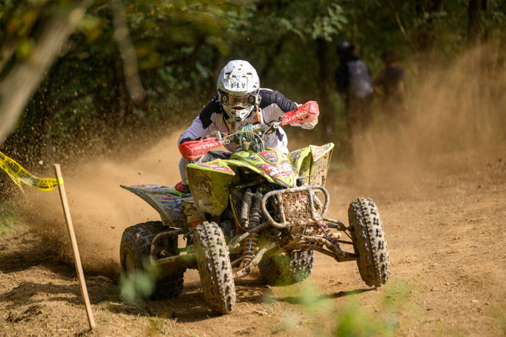 Hunter Hart racing his Yamaha at the Mason-Dixon GNCC